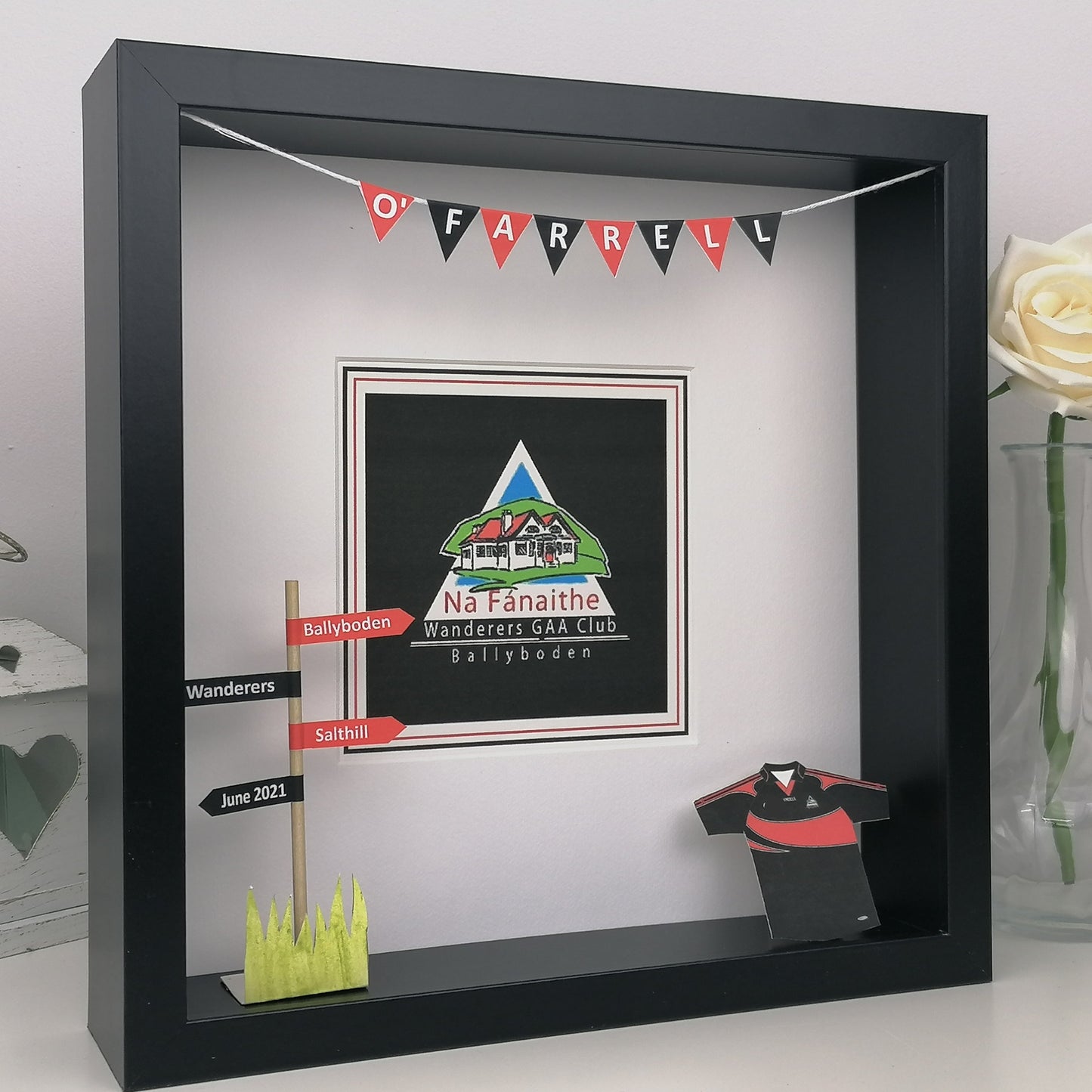 HURLING & CAMOGIE Club Box Frame – Personalised Team Gift